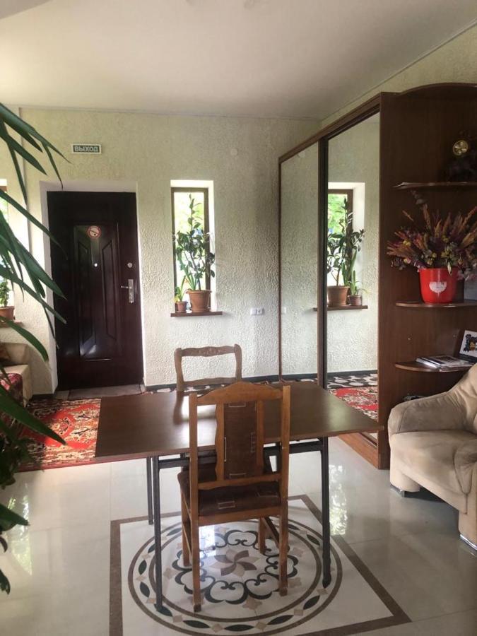 مبيت وإفطار غارني Chez Yvette المظهر الخارجي الصورة